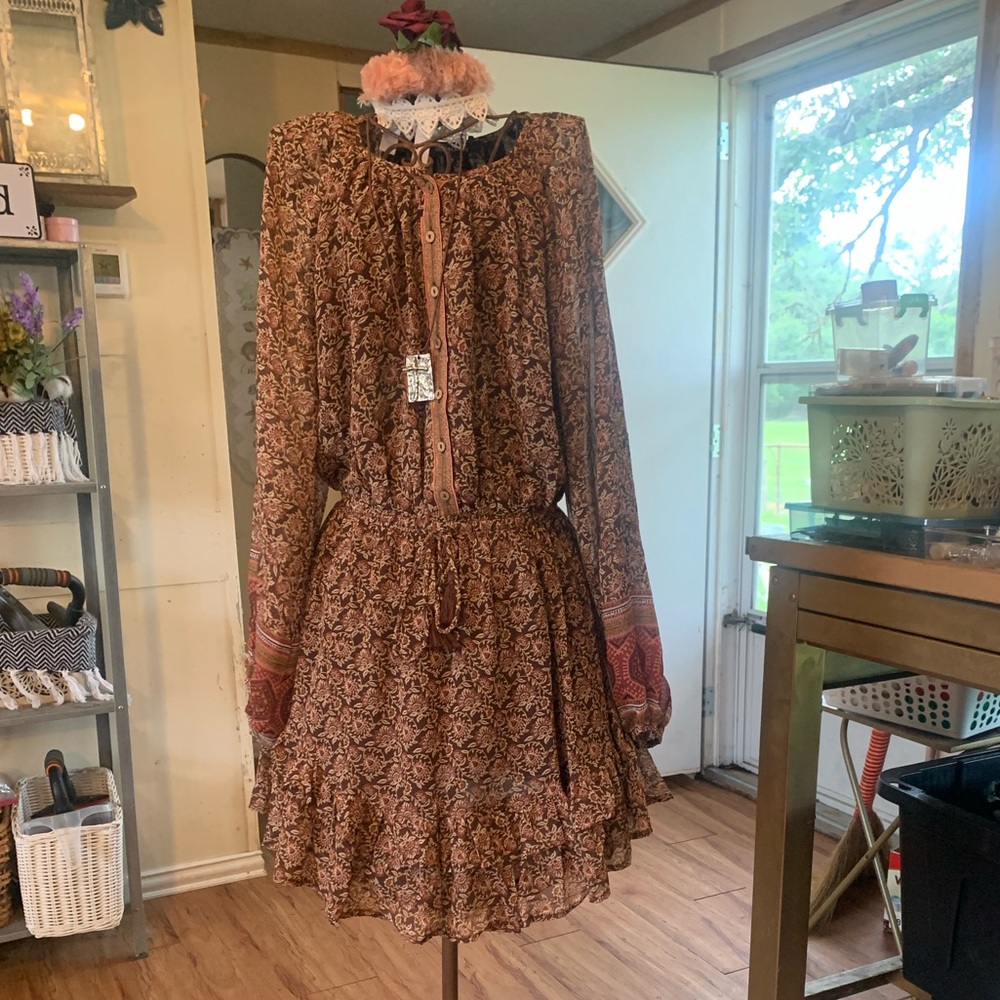 Olivaceous Vintage Pattern Brown/Pink Ruffled Dress Sz Small Nwt